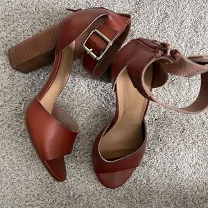 Brown leather heels/sandals